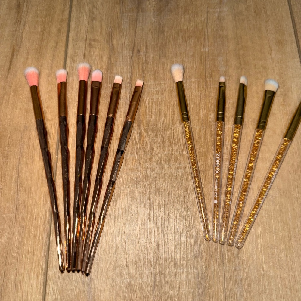 2 makeup brush sets - rose gold and gold sparkle glitter